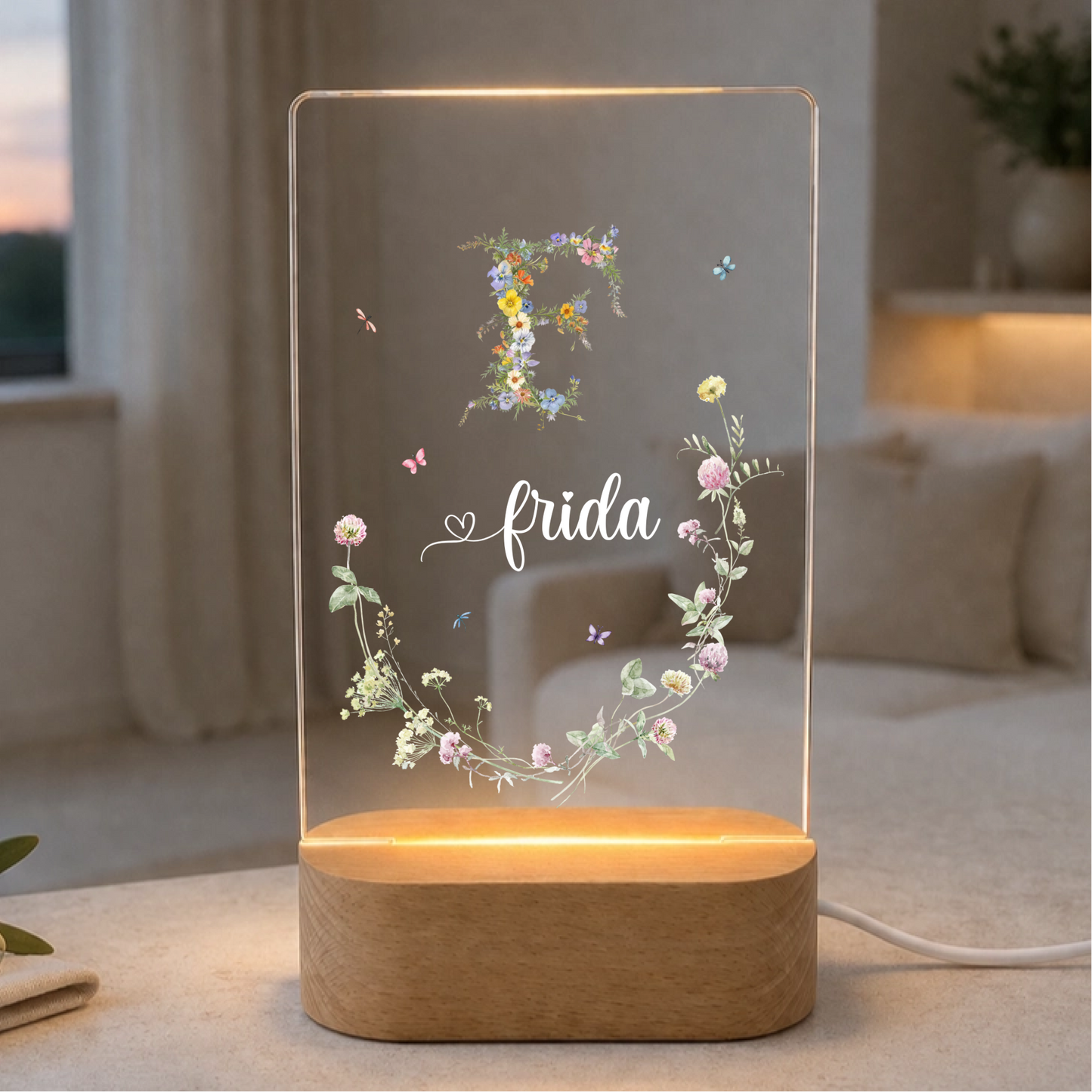 Personalisiertes LED Nachtlicht Herzform mit Blumenkranz & Name