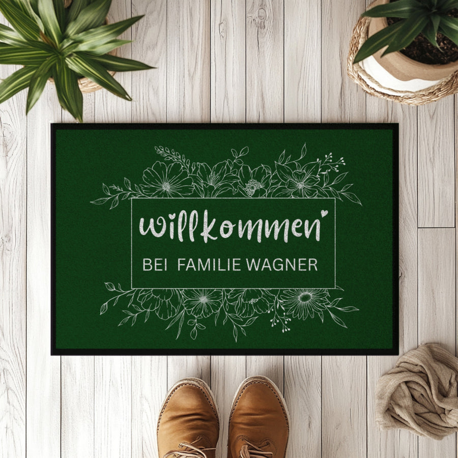 Personalisierte Wildblumen Fußmatte – Willkommen Matte mit Familienname & Gummirand